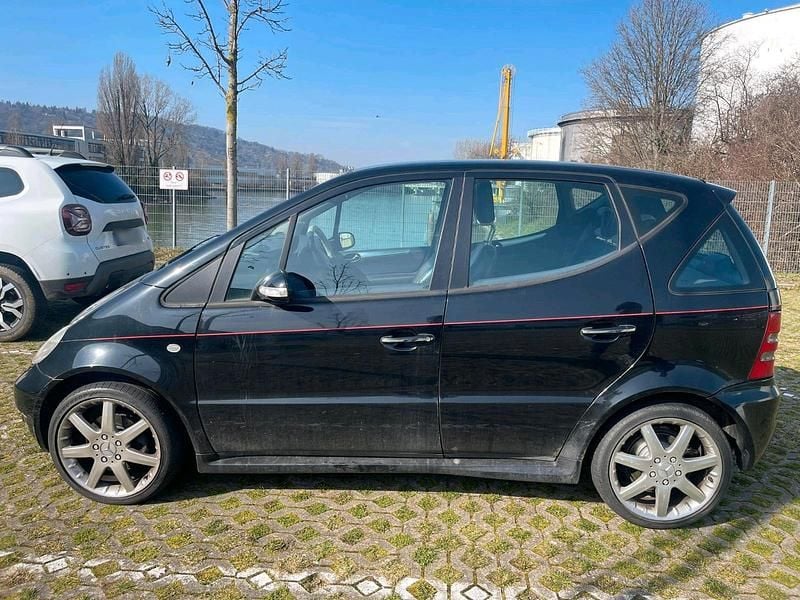 Gebraucht Mercedes A210 140 PS (102 kW) 2003 Schwarz Limousine