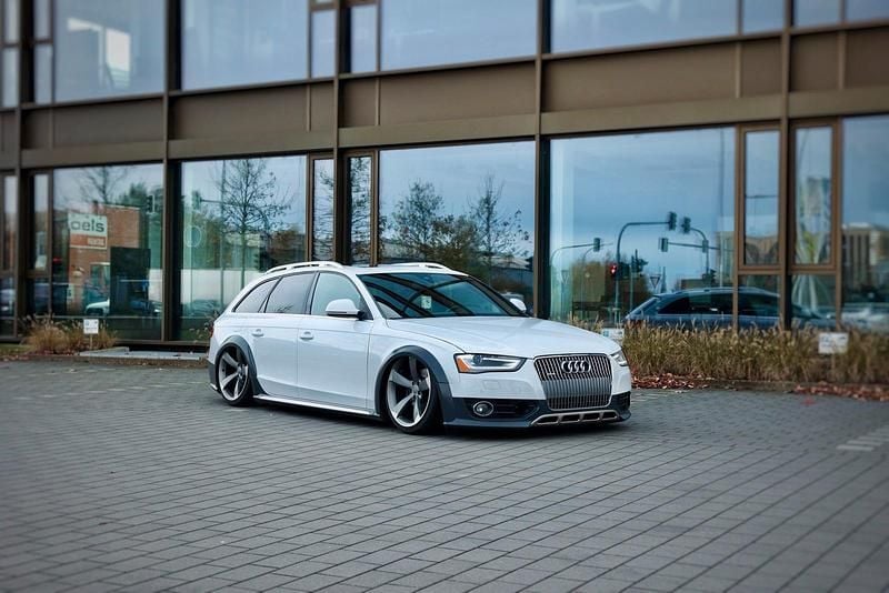 Weiß Gebraucht 2014 Audi A4 Allroad Performance Kombi | 22.499 € - Bild 1/4