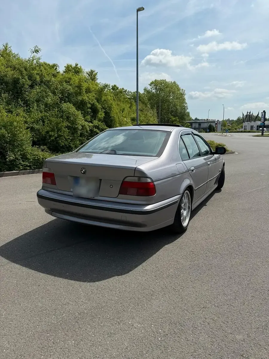 Brugt BMW 525 200 HK (147 kW) 1999 Sølv Sedan