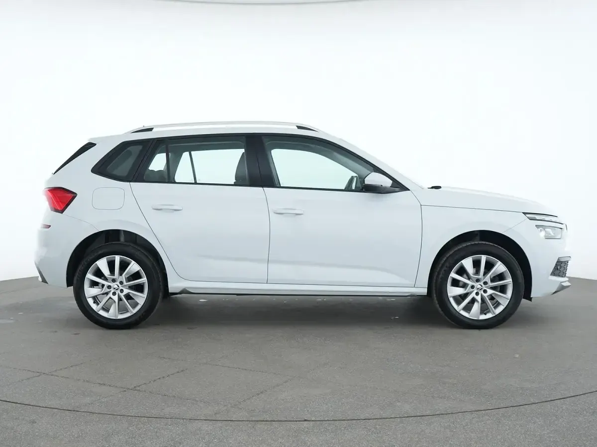 Gebraucht Skoda Kamiq Style 110 PS (80 kW) 2023 Moon weiss SUV