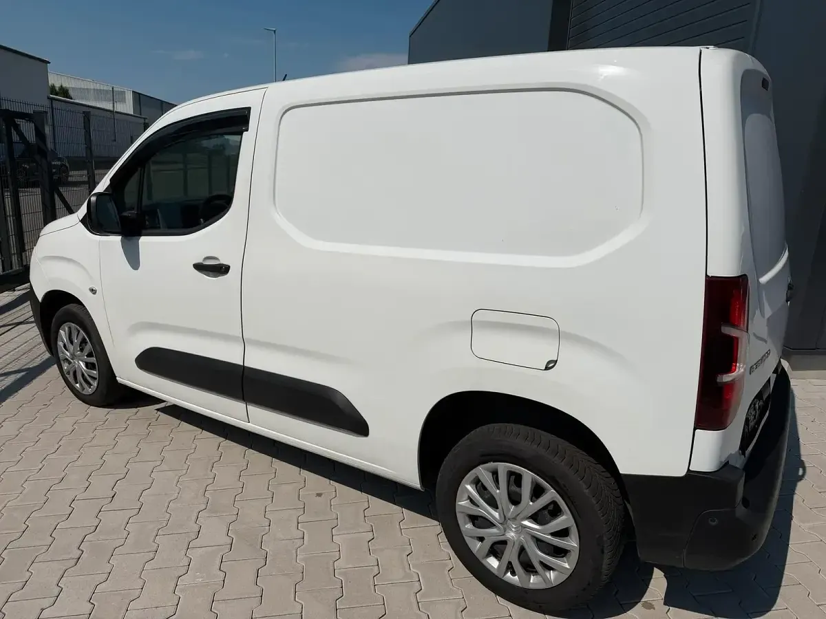 Gebraucht Citroën Berlingo 102 PS (75 kW) 2021 Weiß Van / Kleinbus