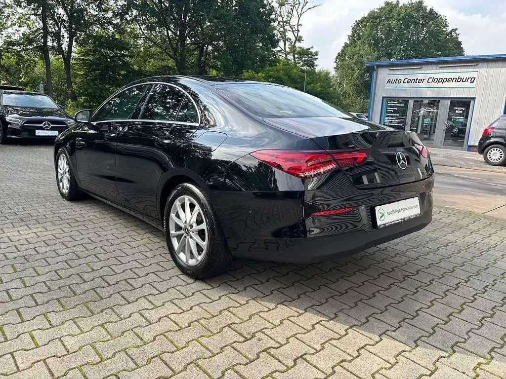 Gebraucht Mercedes CLA200 150 PS (110 kW) 2022 Nachtschwarz  unilack Coupé