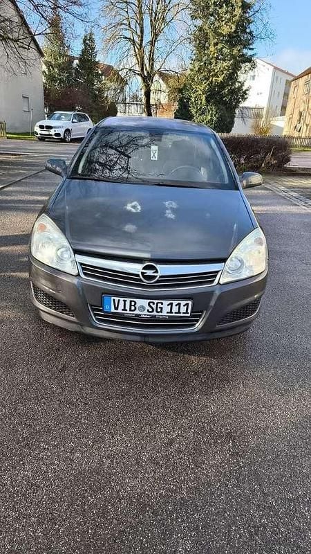 Gebraucht Opel Astra Edition 116 PS (85 kW) 2009 Limousine