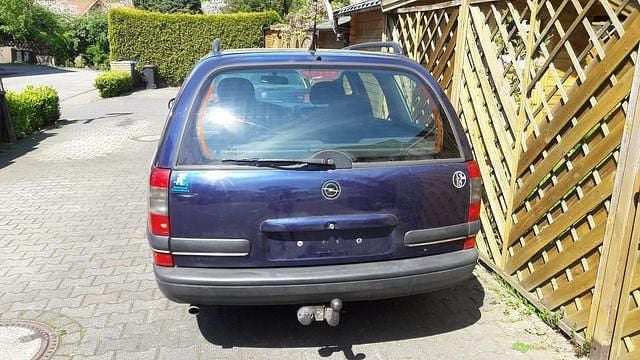 Gebraucht Opel Omega 158 PS (116 kW) 1997 Blau Kombi