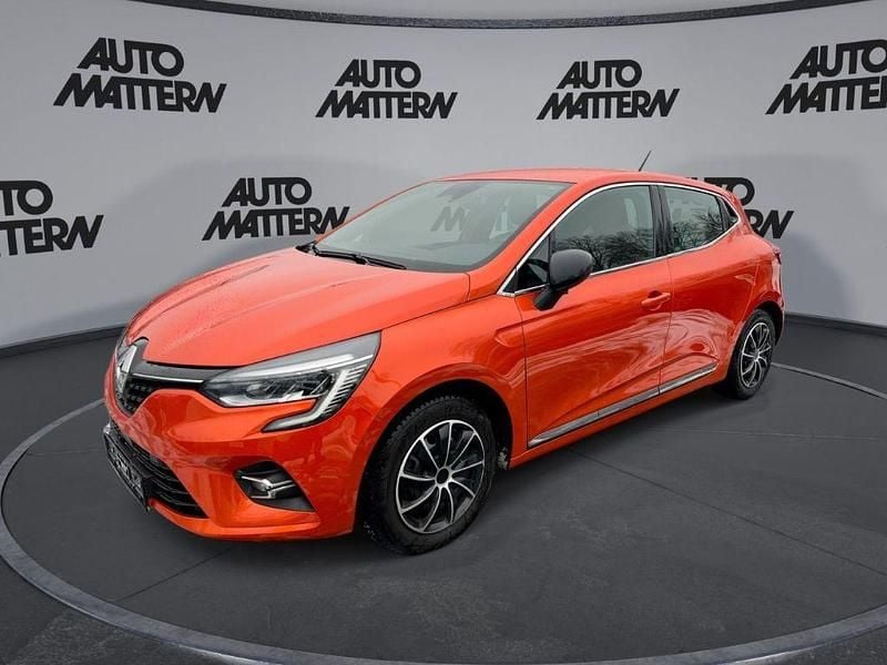 Valencia orange (metallic) Gebraucht 2019 Renault Clio V Intens Limousine | 13.500 € (Fairer Preis) - Bild 1/4