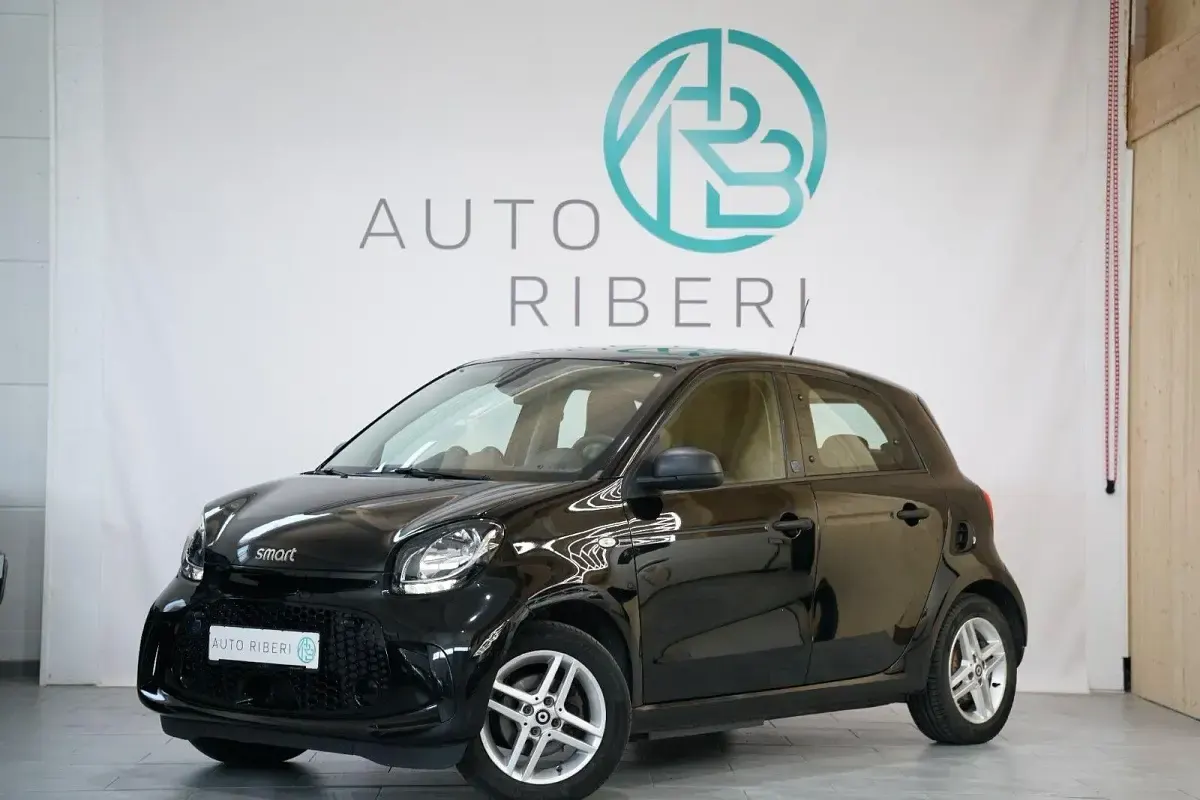 Gebraucht Smart ForFour Electric Drive 60 kW (82 PS) 2021 Schwarz Kleinwagen
