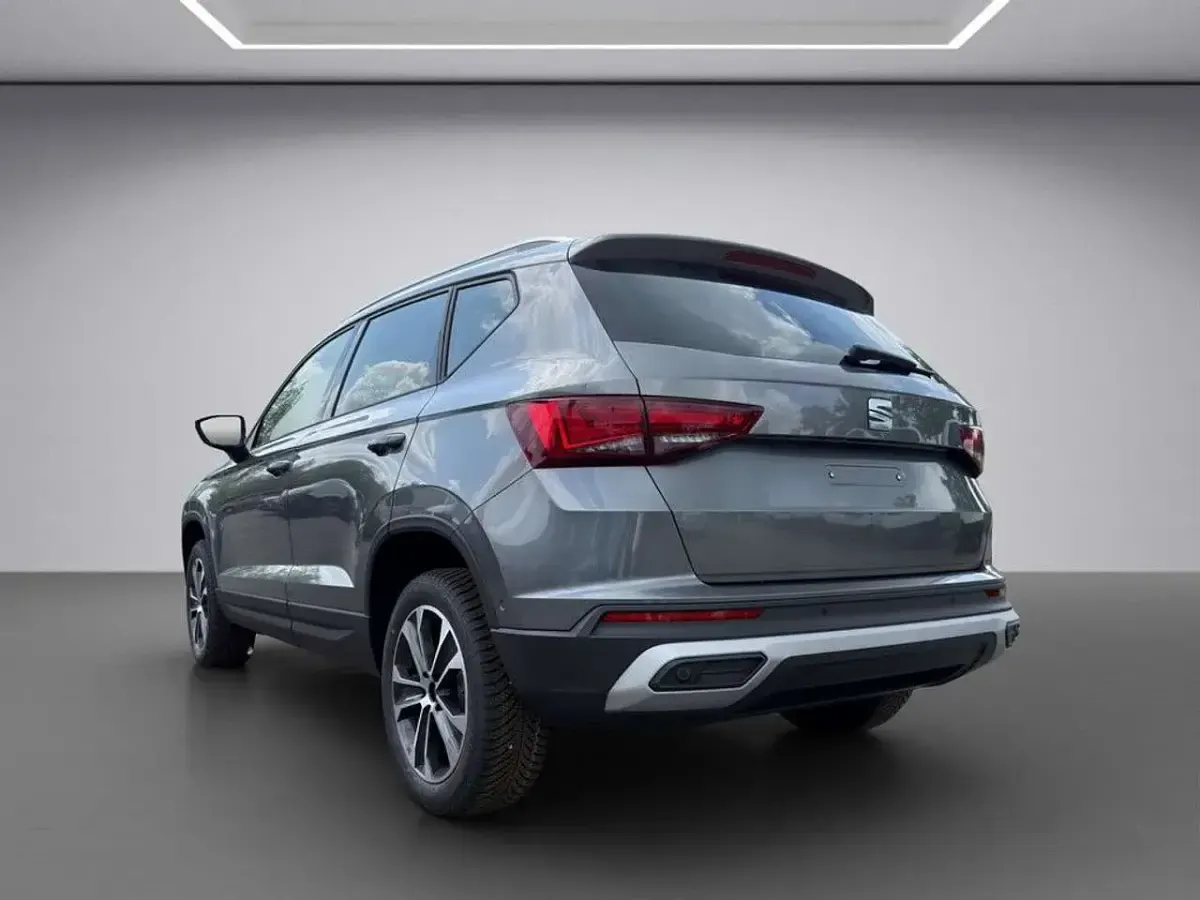 Neu Seat Ateca 150 PS (110 kW) 2026 Grau SUV