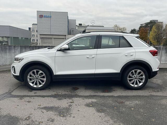 Gebraucht VW T-Roc Life 150 PS (110 kW) 2023 Weiß purewhite SUV