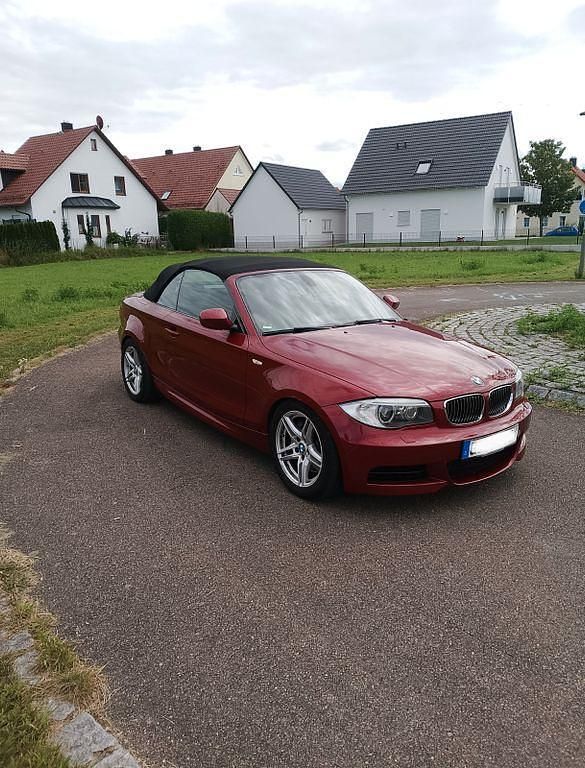Rot Gebraucht 2013 BMW 135 Cabriolet M Sport Cabrio | 17.999 € (Fairer Preis) - Bild 1/4