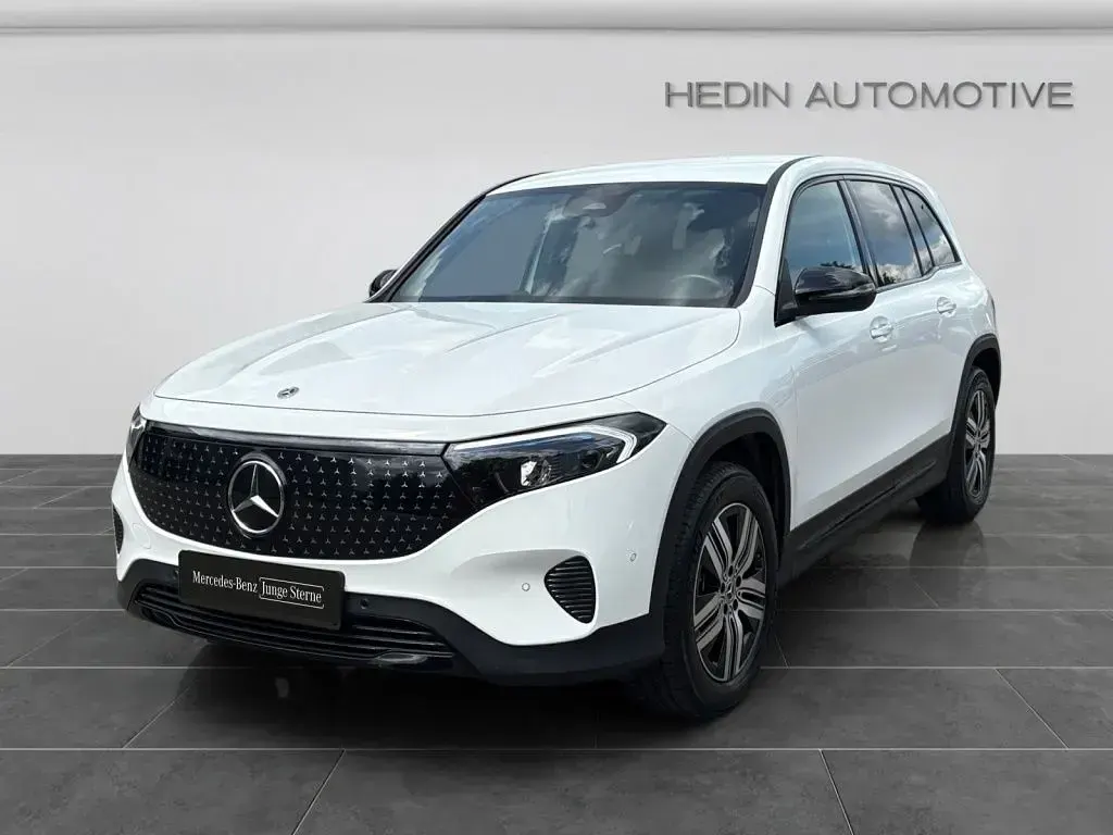 Gebraucht Mercedes EQB250+ Night 139 kW (190 PS) 2025 Weiß SUV