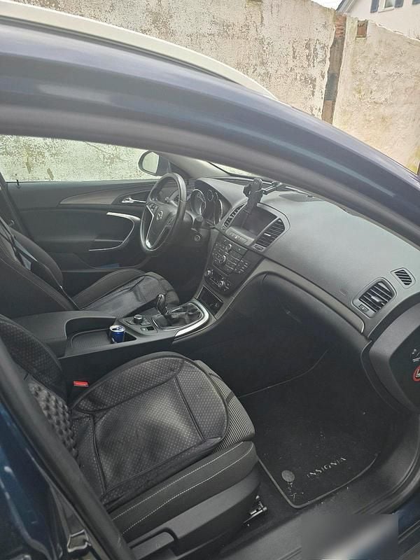 Gebraucht Opel Insignia 160 PS (117 kW) 2010 Blau Kombi