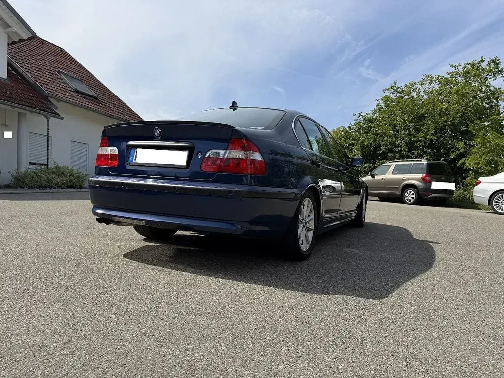 Gebraucht BMW 320 Exclusive 170 PS (125 kW) 2003 Blau Limousine