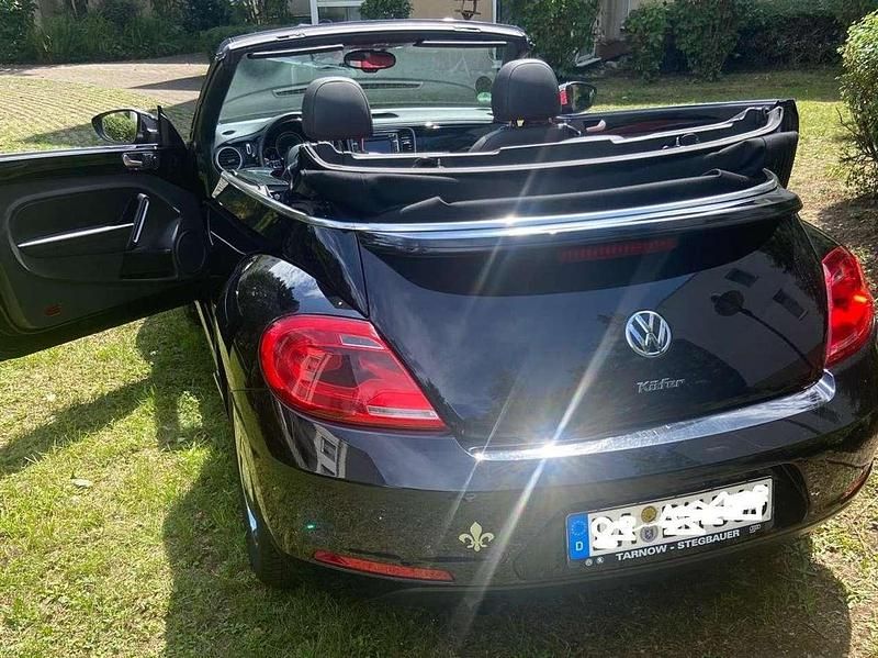 Gebraucht VW Beetle Cabriolet Design 105 PS (77 kW) 2014 Schwarz Cabrio