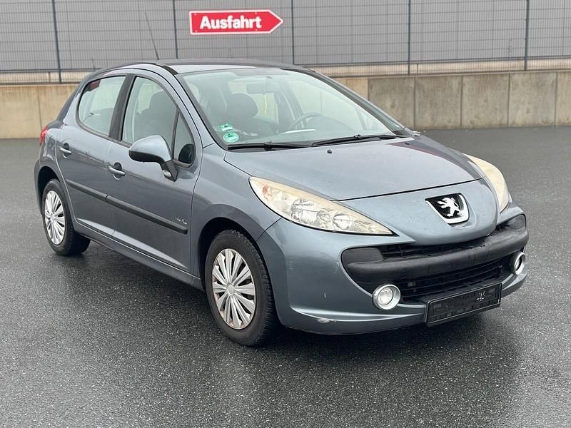 Gebraucht Peugeot 207 95 PS (69 kW) 2008 Grau Limousine