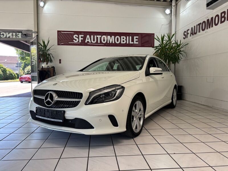 Weiß Gebraucht 2016 Mercedes A220 Limousine | 18.200 € (Fairer Preis) - Bild 1/4