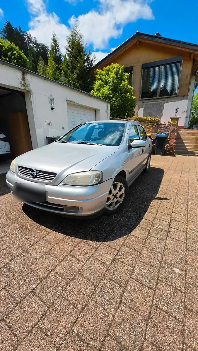 Gebraucht Opel Astra Classic 101 PS (74 kW) 2001 Grau Limousine