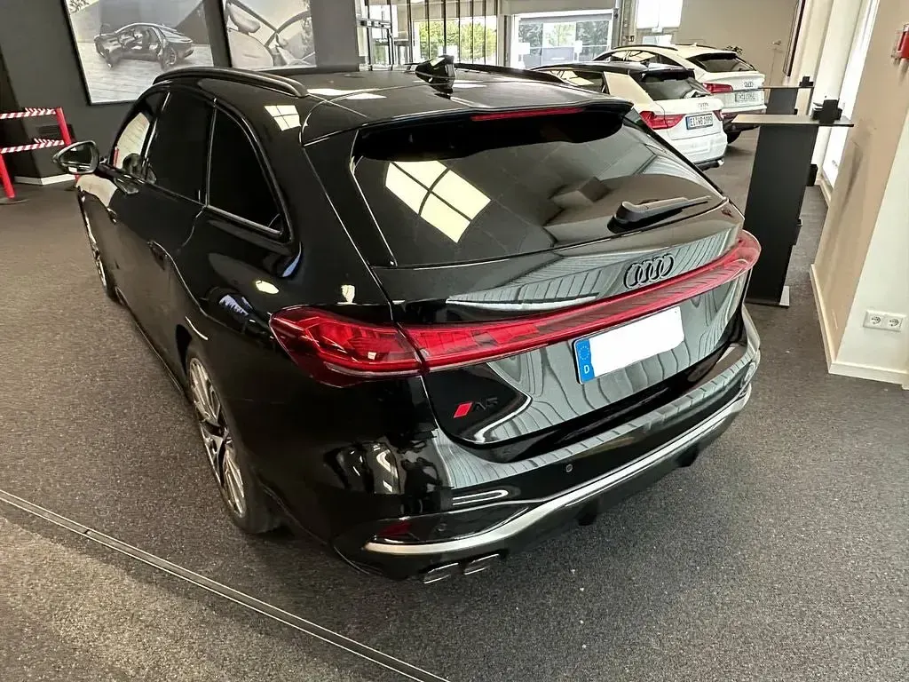 Gebraucht Audi A5 Edition .1 204 PS (150 kW) 2024 Schwarz Kombi