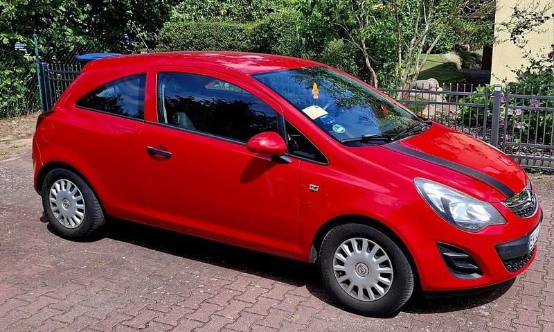 Rot Gebraucht 2014 Opel Corsa Kleinwagen | 2.500 € (Superpreis) - Bild 1/4