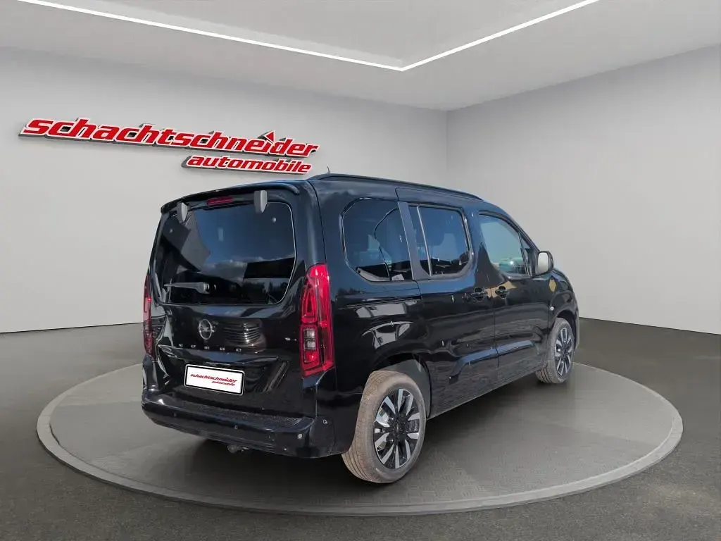 Neu Opel Combo Life Edition 131 PS (96 kW) 2026 Schwarz Van / Kleinbus