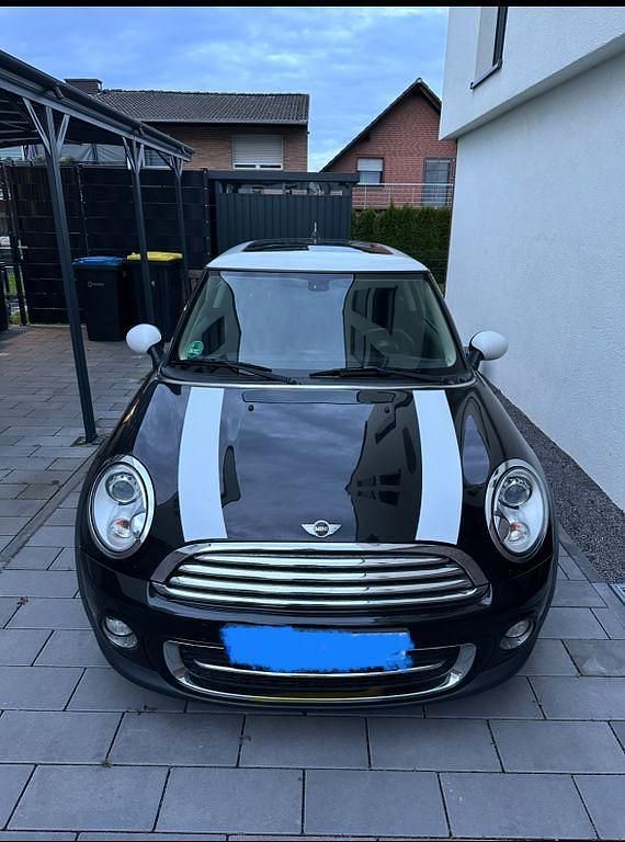 Usata Mini Cooper D 112 CV (82 kW) 2012 Nero Utilitaria