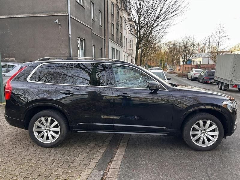 Gebraucht Volvo XC90 Momentum 190 PS (139 kW) 2016 Schwarz SUV