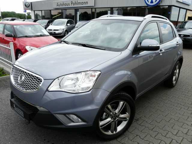 Gebraucht SsangYong Korando Sapphire 175 PS (128 kW) 2013 Grau metallic SUV