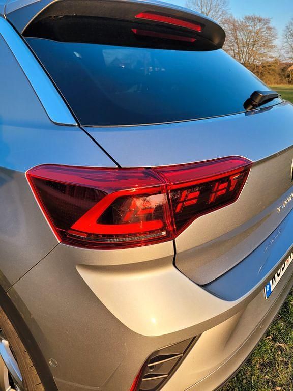 Gebraucht VW T-Roc 150 PS (110 kW) 2024 Grau SUV
