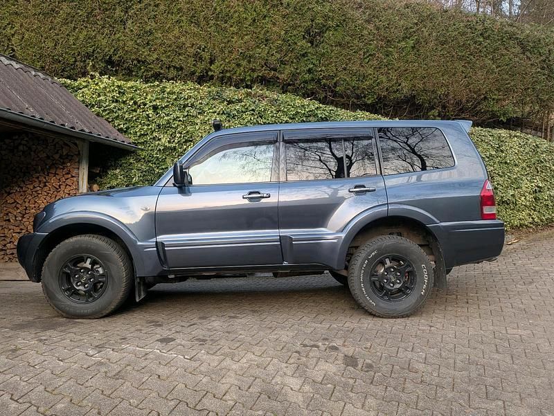 Gebraucht Mitsubishi Pajero 165 PS (121 kW) 2006 Grau SUV