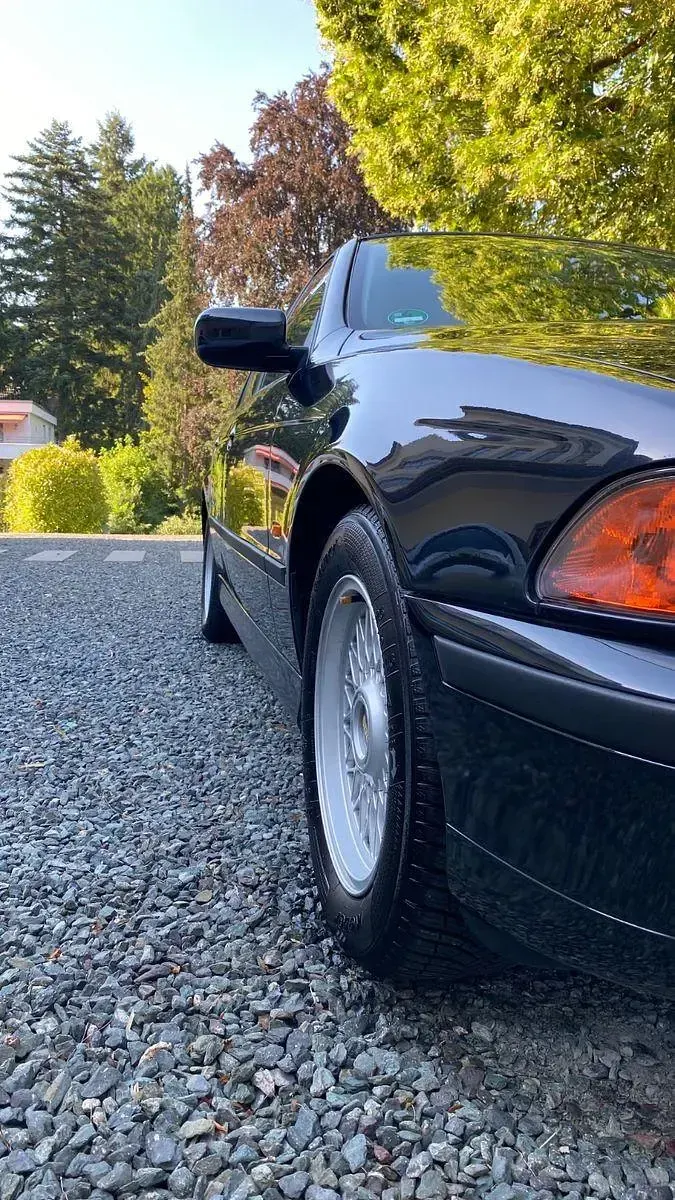 Gebraucht BMW 528 193 PS (141 kW) 1998 Schwarz Kombi