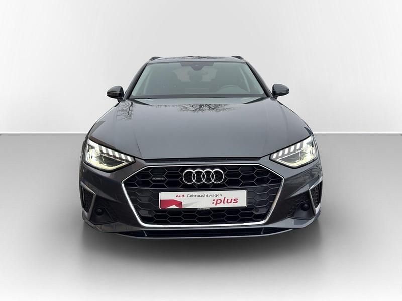 Gebraucht Audi A4 S-Line 204 PS (150 kW) 2024 Grau Kombi