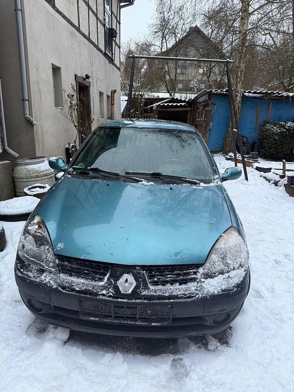 Gebraucht 2003 Renault Clio II Kleinwagen | 650 € (Superpreis) - Bild 1/4