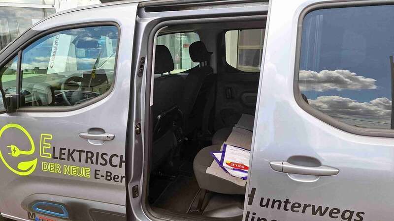 Gebraucht Citroën e-Berlingo 100 kW (136 PS) 2021 Grau metallic Van / Kleinbus