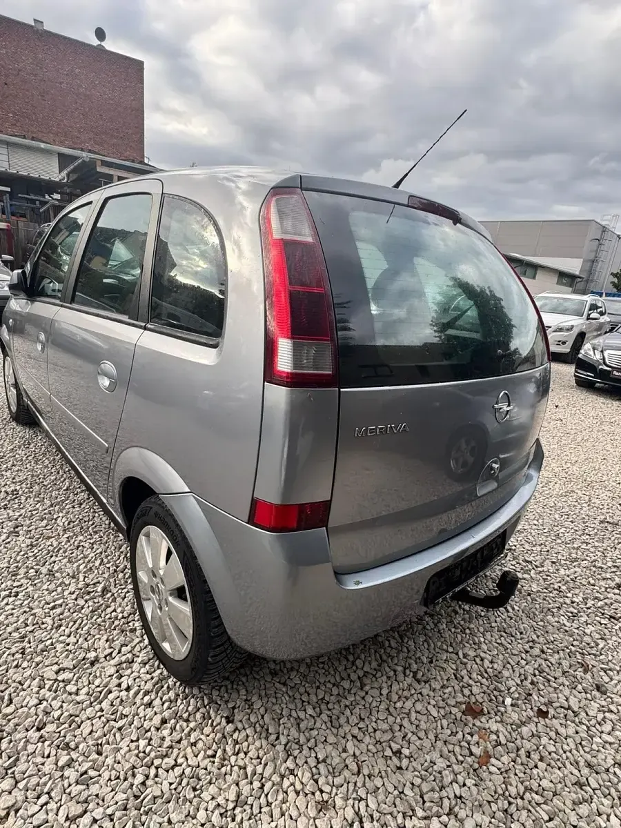 Gebraucht Opel Meriva 101 PS (74 kW) 2004 Van / Kleinbus