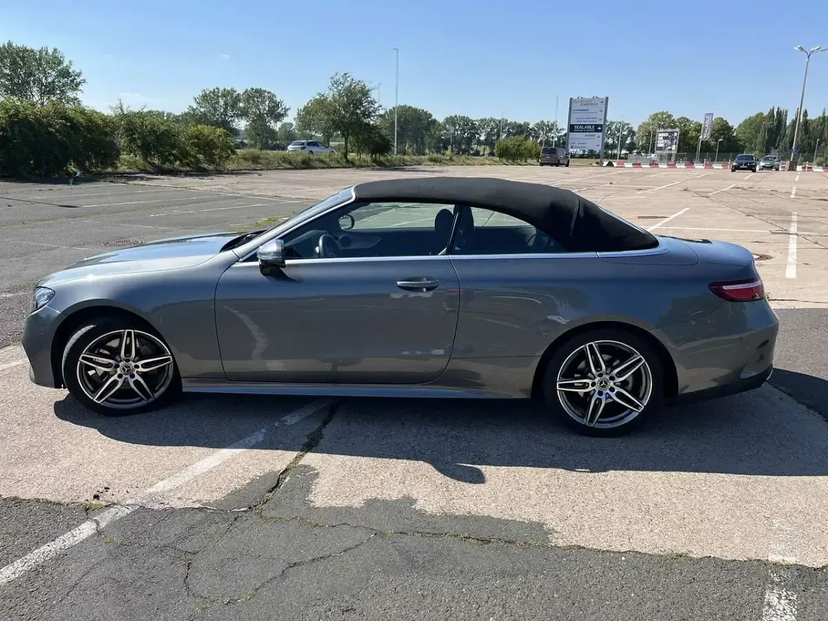 Gebraucht Mercedes E200 AMG line 184 PS (135 kW) 2018 Grau Cabrio