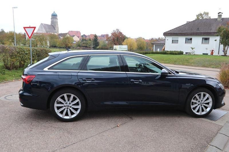 Gebraucht Audi A6 Sport 265 PS (194 kW) 2022 Firmamentblau Kombi