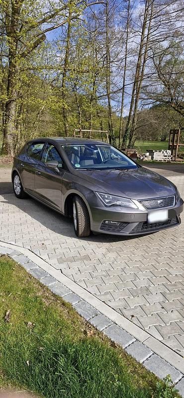 Gebraucht Seat Leon 115 PS (84 kW) 2017 Grau Limousine