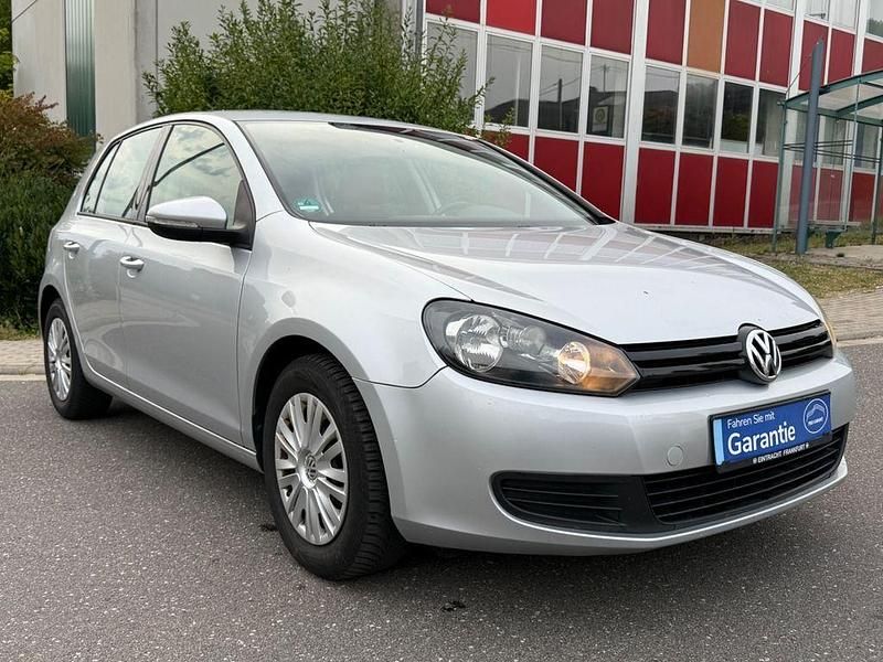 Silber Gebraucht 2010 VW Golf VI Trendline Limousine | 5.999 € (Etwas zu teuer) - Bild 1/4