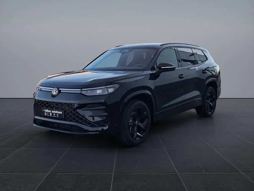 Gebraucht VW Tayron R-line 150 PS (110 kW) 2025 Grenadillschwarz metallic SUV