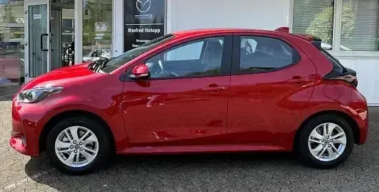 Gebraucht Mazda 2 116 PS (85 kW) 2023 Formal red Kleinwagen