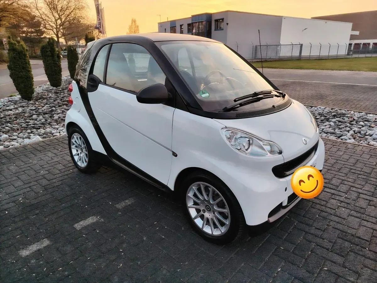Usata Smart ForTwo Coupé Pure 54 CV (39 kW) 2011 Bianco Coupé