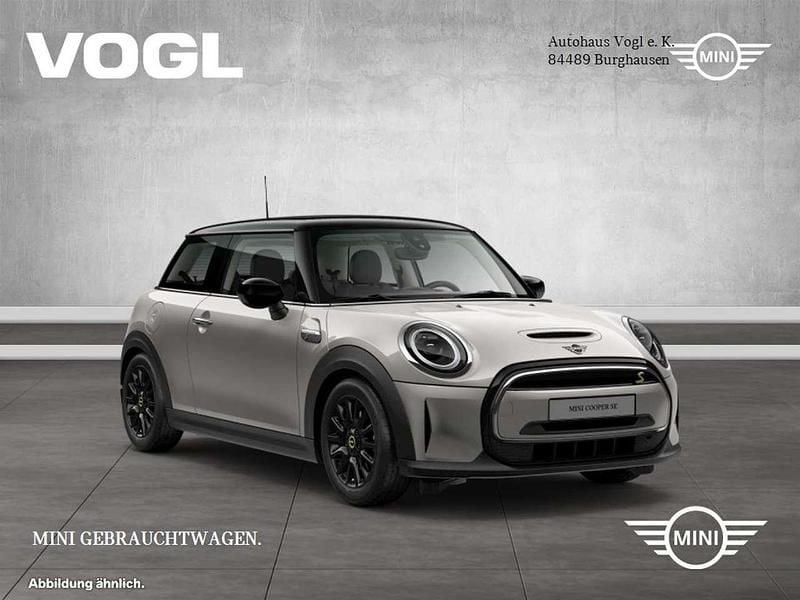 Gebraucht Mini Cooper SE Hatch 135 kW (184 PS) 2022 Melting silver iii Kleinwagen