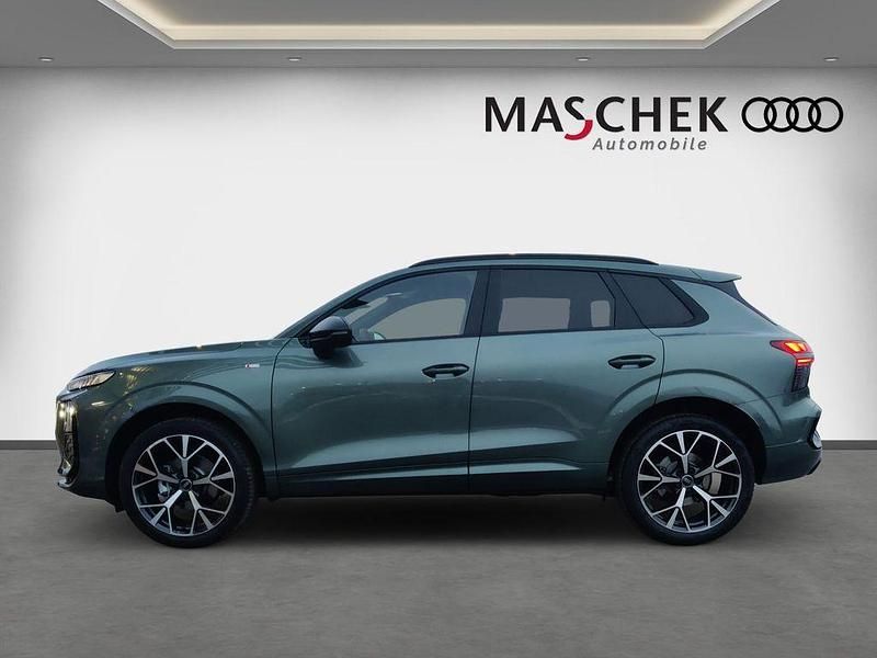 Neu Audi Q3 S-Line 150 PS (110 kW) 2025 Salbeigrün SUV