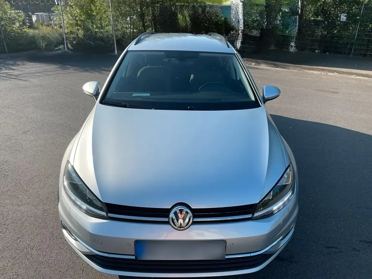 Gebraucht VW Golf VII Comfortline 150 PS (110 kW) 2020 Silber Kombi