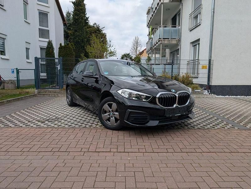 Gebraucht BMW 118 140 PS (102 kW) 2020 Schwarz Kleinwagen