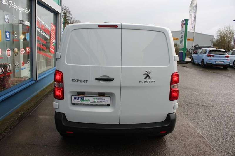 Gebraucht Peugeot Expert 120 PS (88 kW) 2023 Lackierung weiss icy/typ ausse Van