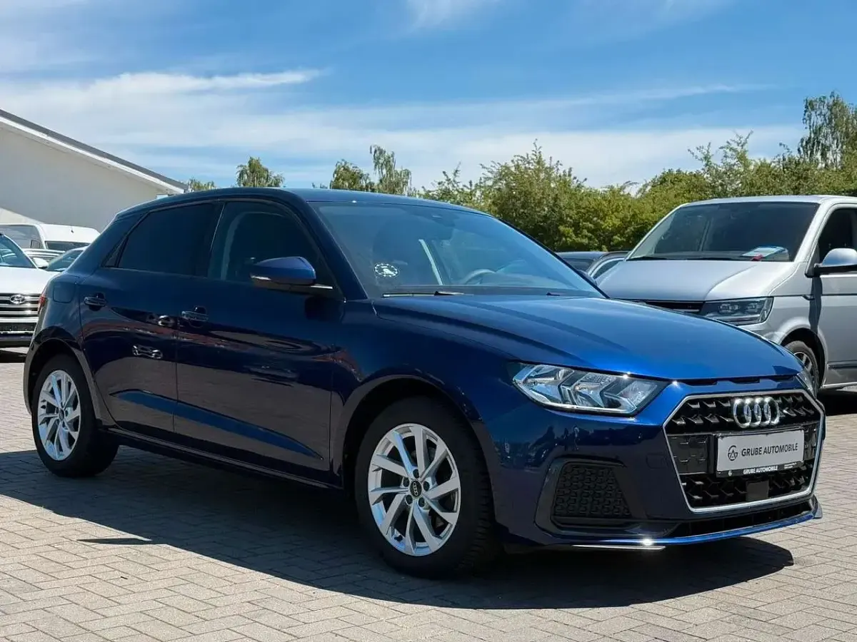 Gebraucht Audi A1 Sportback Advanced 110 PS (80 kW) 2023 Blau Kleinwagen