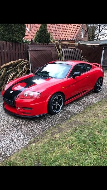 Rot Gebraucht 2002 Hyundai Coupé Coupé | 2.700 € (Fairer Preis) - Bild 1/4