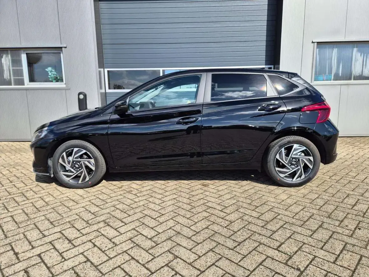 Neu Hyundai i20 Trend 90 PS (66 kW) 2026 Phantom black Kleinwagen