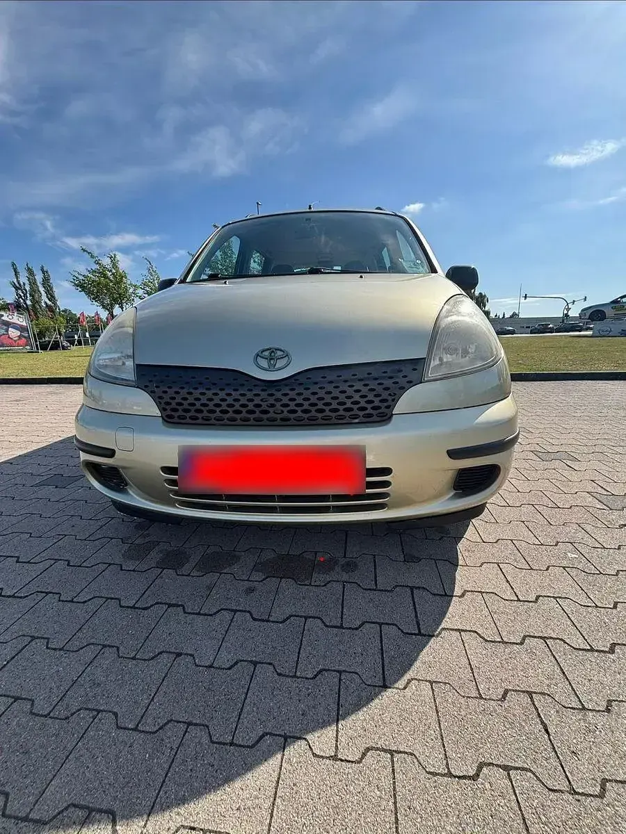 Gebraucht Toyota Yaris Sol 86 PS (63 kW) 2001 Gold Kombi