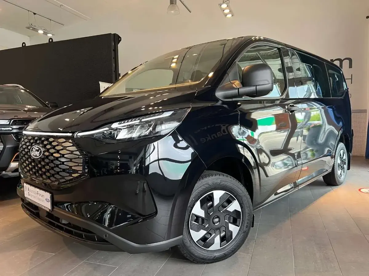 Gebraucht Ford Transit Trend 160 kW (218 PS) 2024 Agate black metallic Kombi